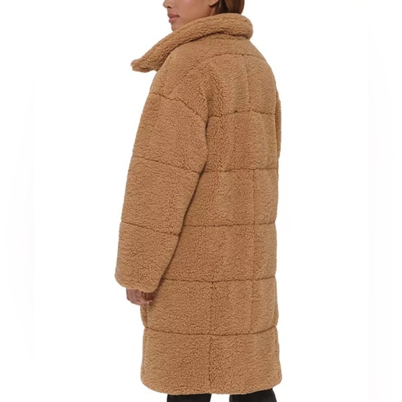 Levi’s Teddy Sherpa Coat - Picture 2 of 3